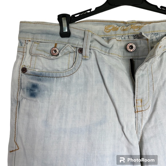 NWT Old Navy Women’s Capris Size 14 White Wash Denim - Picture 5 of 6